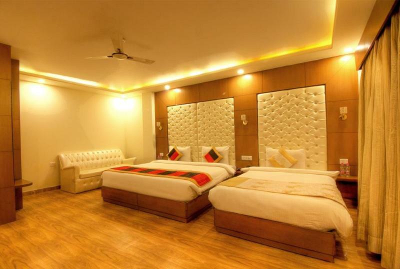 Hotel Viva Palace New Delhi Exterior photo